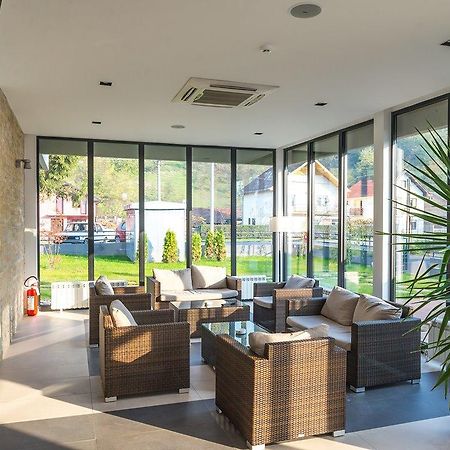 Hotel Drinska Lasta Ljubovija 外观 照片