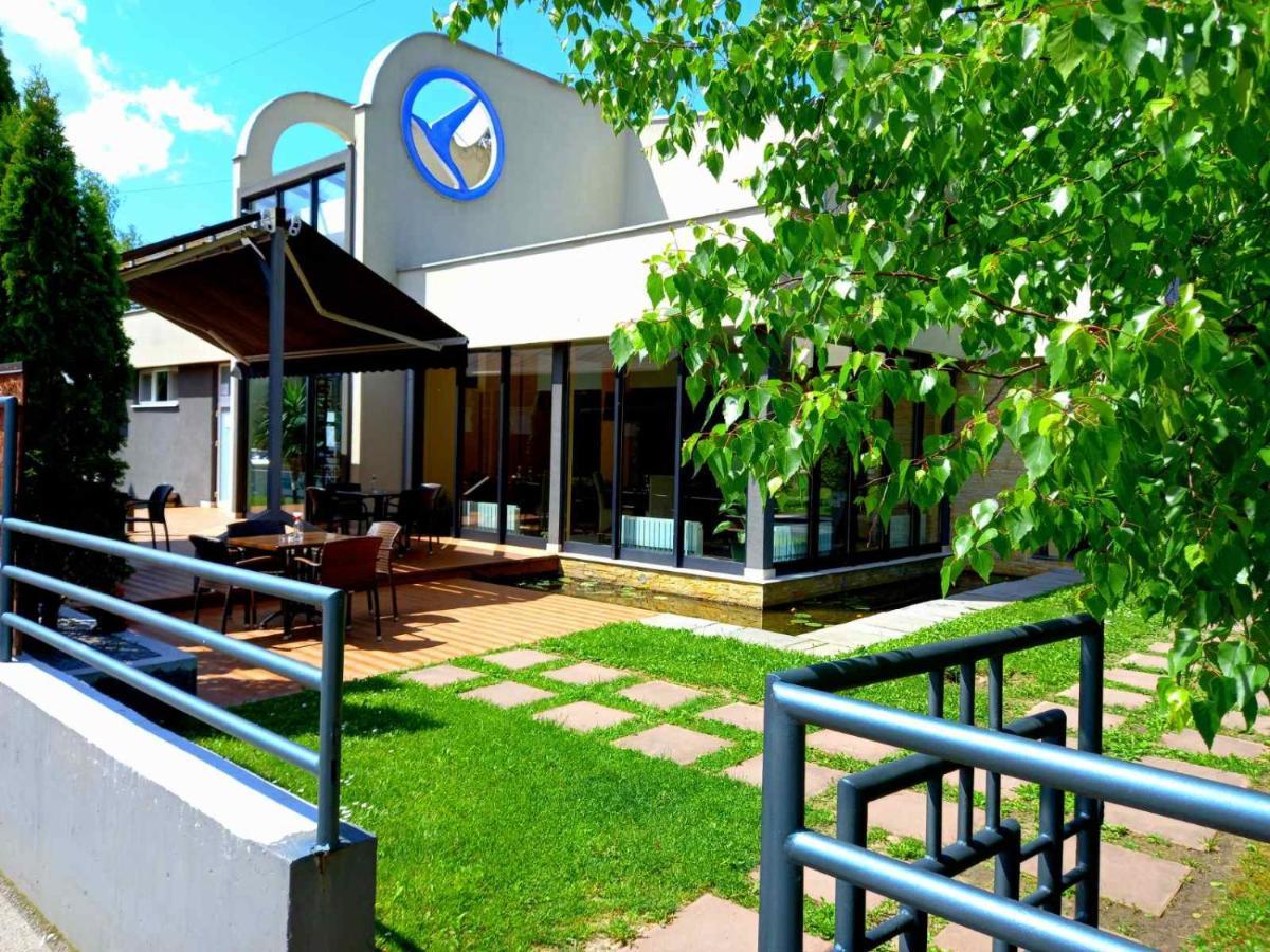 Hotel Drinska Lasta Ljubovija 外观 照片