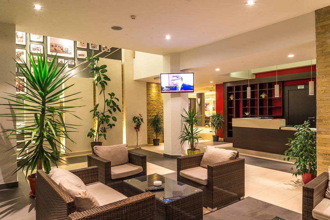Hotel Drinska Lasta Ljubovija 外观 照片